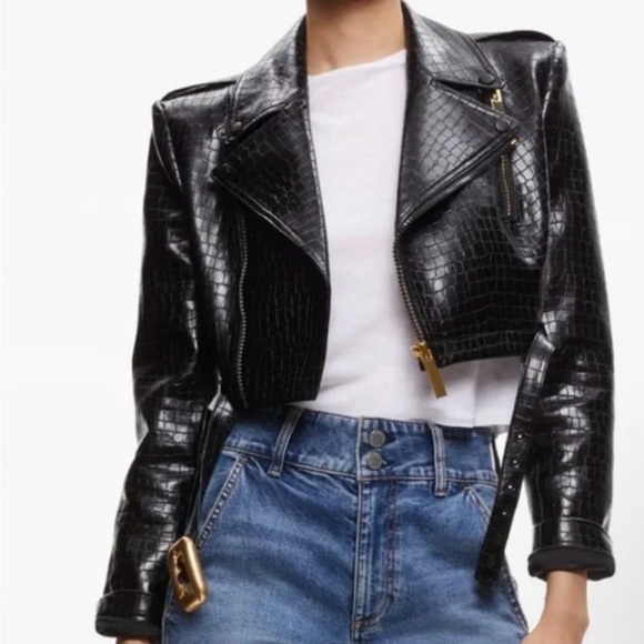 - KRISHNA CROPPED MOTO VEGAN LEATHER JACKET - Picture 2 of 3